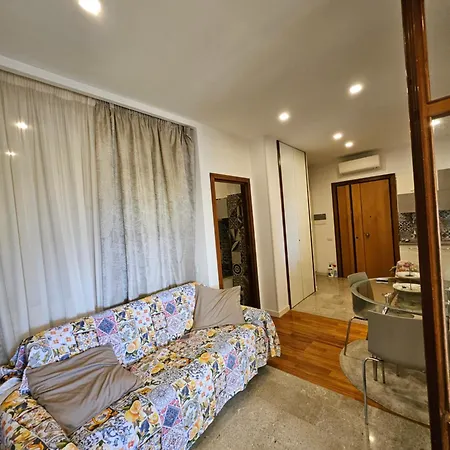 Hermosa 195 Apartment Salerno