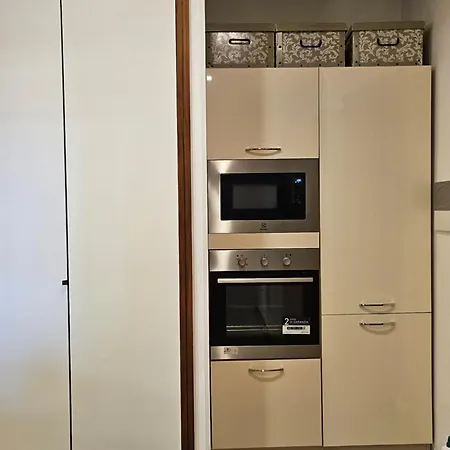 Hermosa 195 Apartment